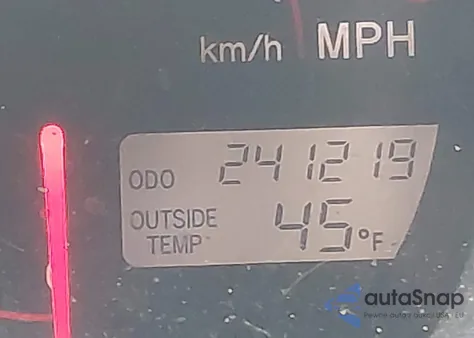 2005 Toyota Matrix из США, поврежденный, VIN 2T1KR32E65C320719